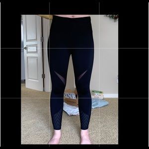 ATHLETA BLACK LEGGINGS